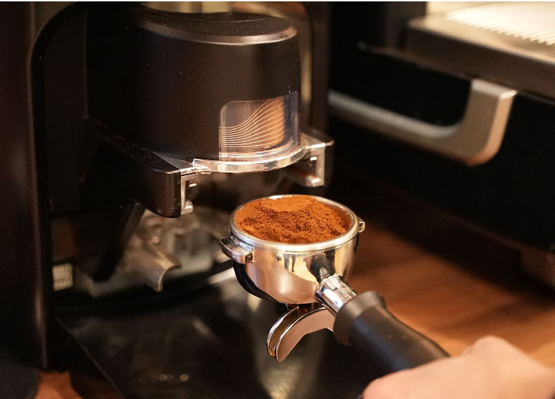 Grinder video feature