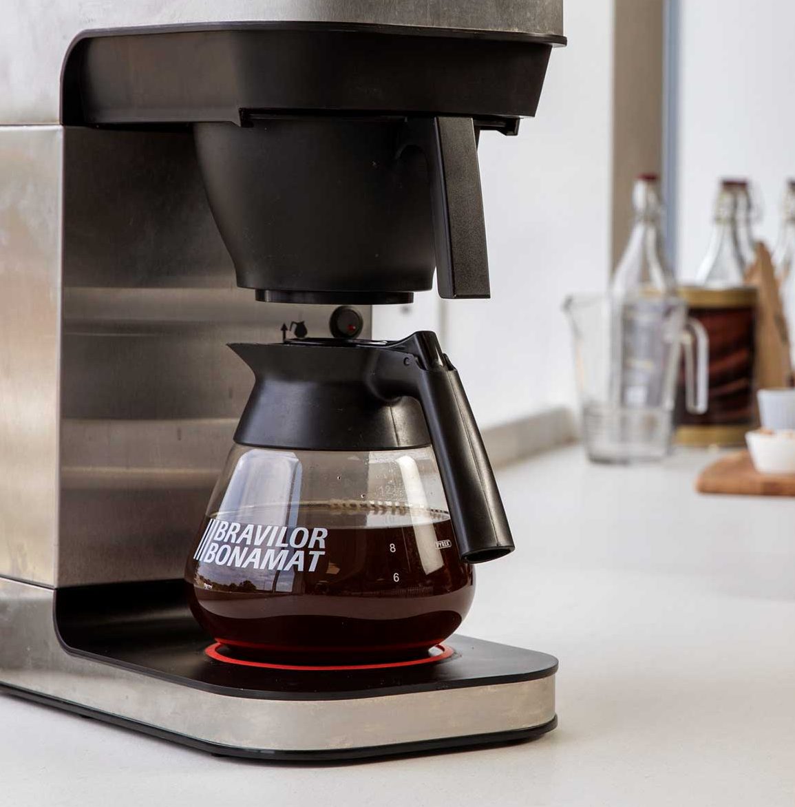 Filter coffee being prepared and poured